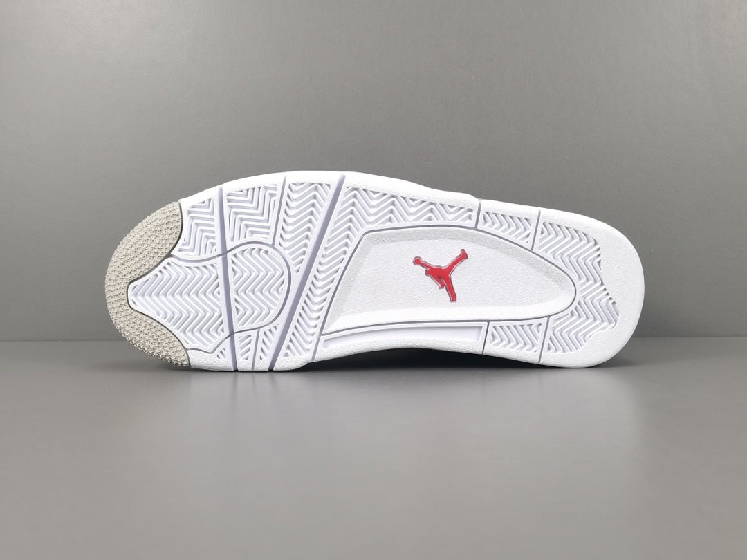 JORDAN 4 x WHITE OREO Versili