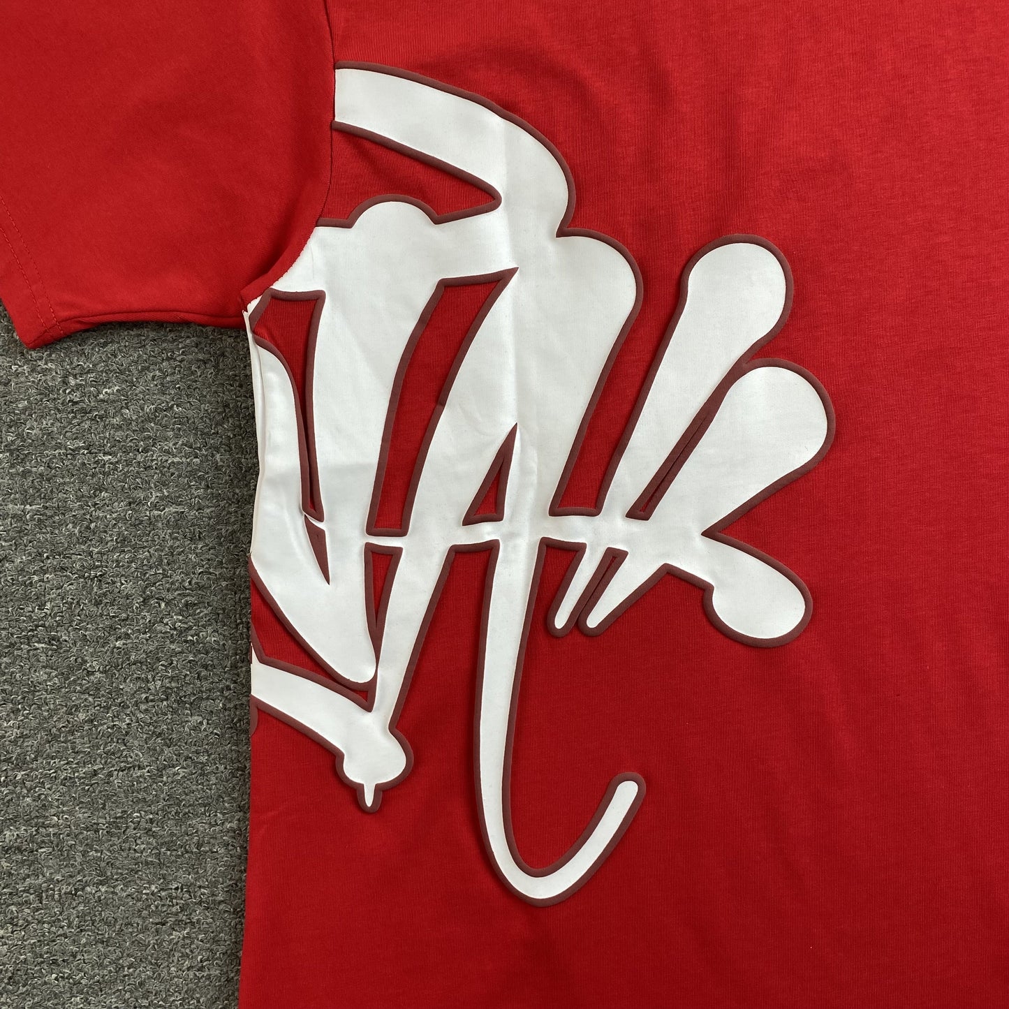 SYNA WORLD T-SHIRT RED Status Shipping
