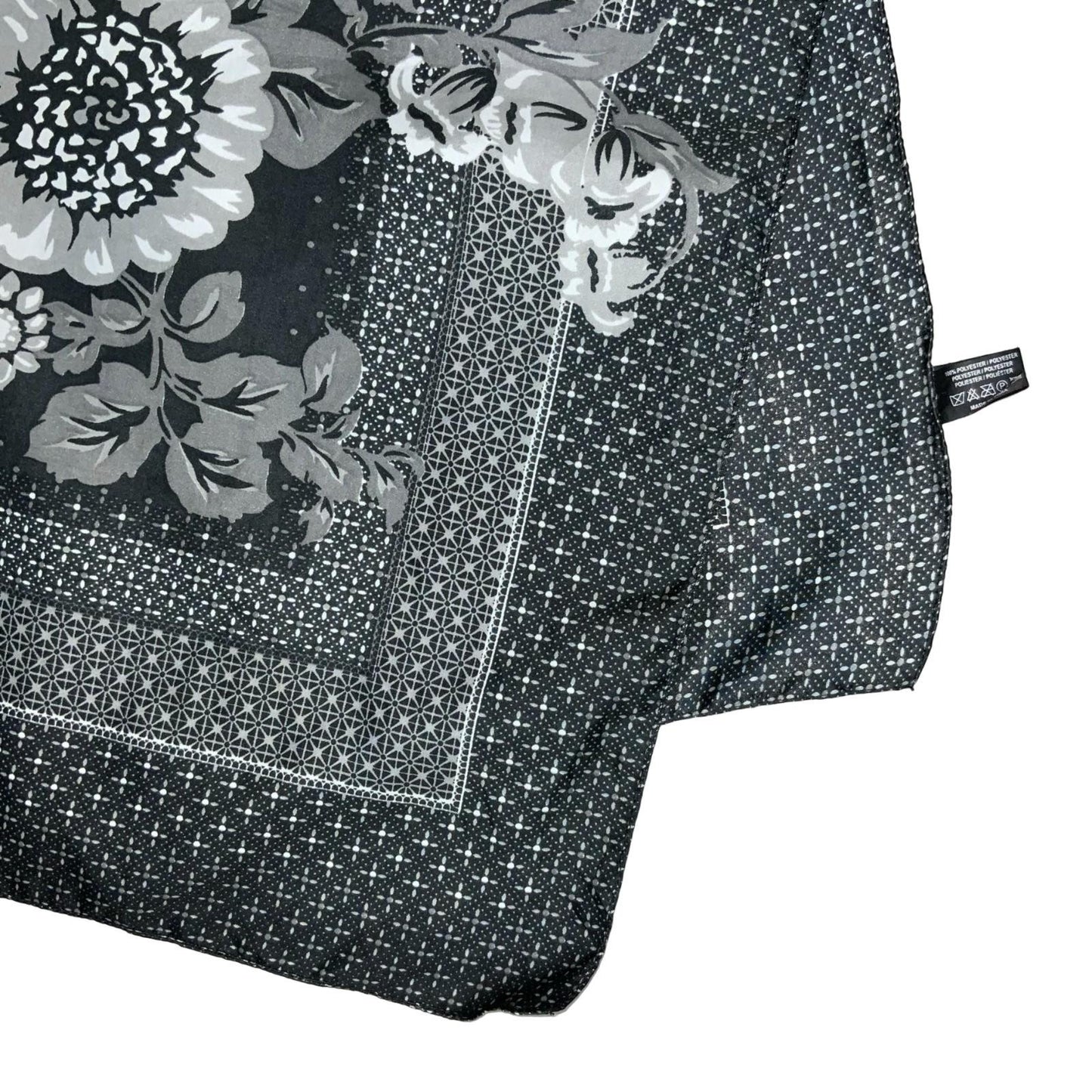 VTG BLACK GREY WHITE FLORAL PATTERNED ELEGANT SQUARE SCARF Vintage Superstore