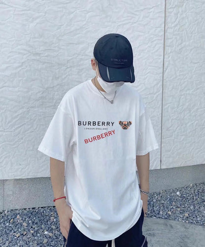 Burberry London England T-Shirt - White Status Shipping