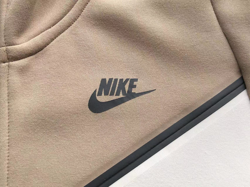 NIKE TECH FLEECE HOODIE x SANDALWOOD/LIGHT BONE WHITE My Store