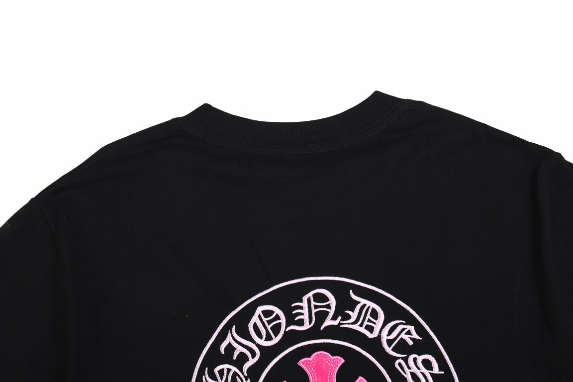 CHROME HEARTS HORSE SHOE LOGO T-SHIRT BLACK PINK Status Shipping