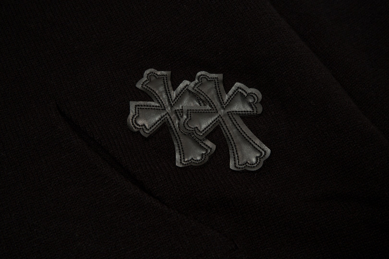 CHROME HEARTS BLACK CROSS PATCH HOODIE BLACK Status Shipping