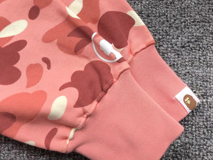 BAPE X BARBIE DOT CAMO SHARK FULL ZIP HOODIE PINK Status Shipping
