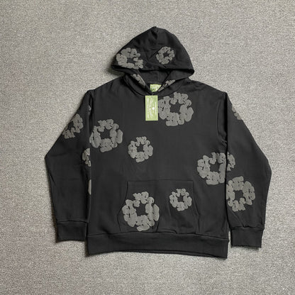 DENIM TEARS COTTON WREATH SHORTS MONOCHROME BLACK Status Shipping