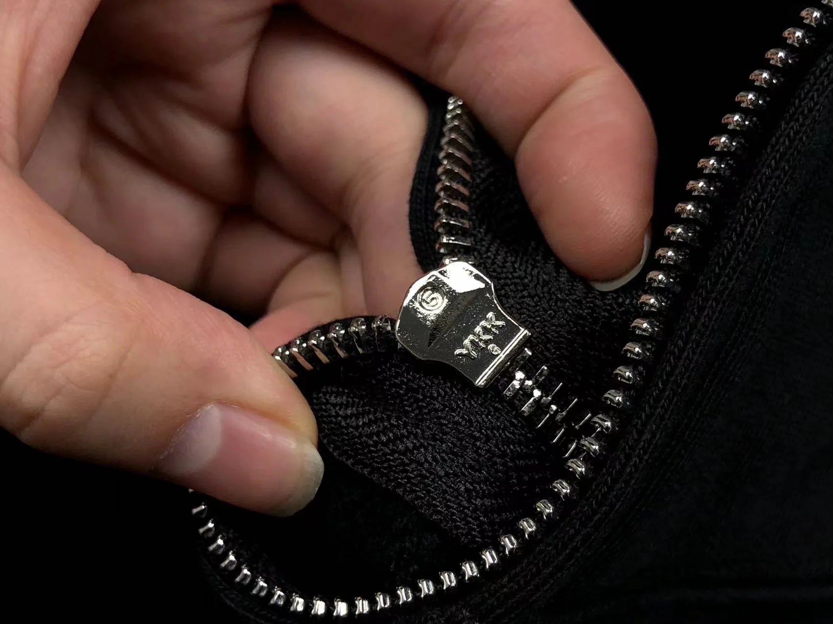 BAPE GREEN CAMO FULL ZIP HOODIE BLACK Status Shipping