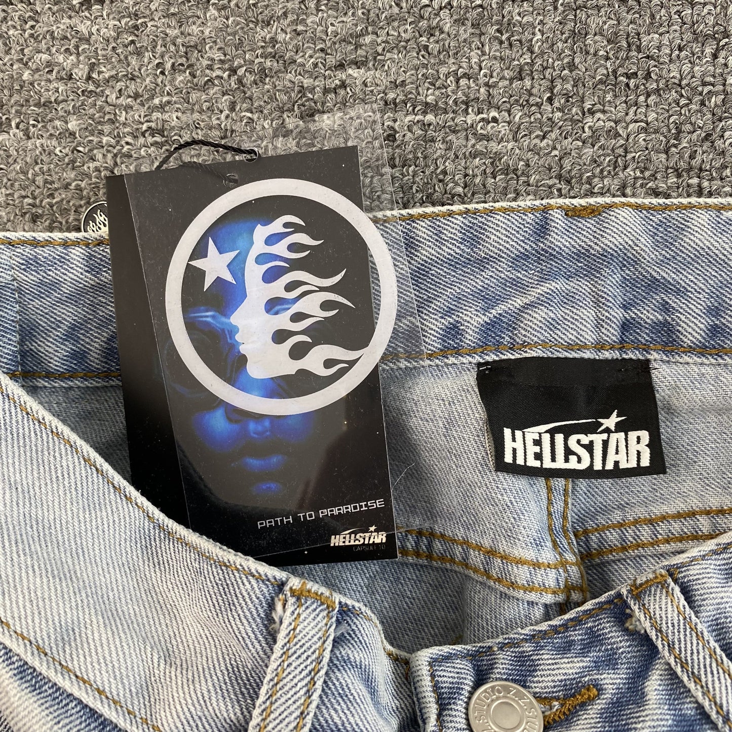 HELLSTAR BLACK FLAME JEANS WASHED BLUE Status Shipping