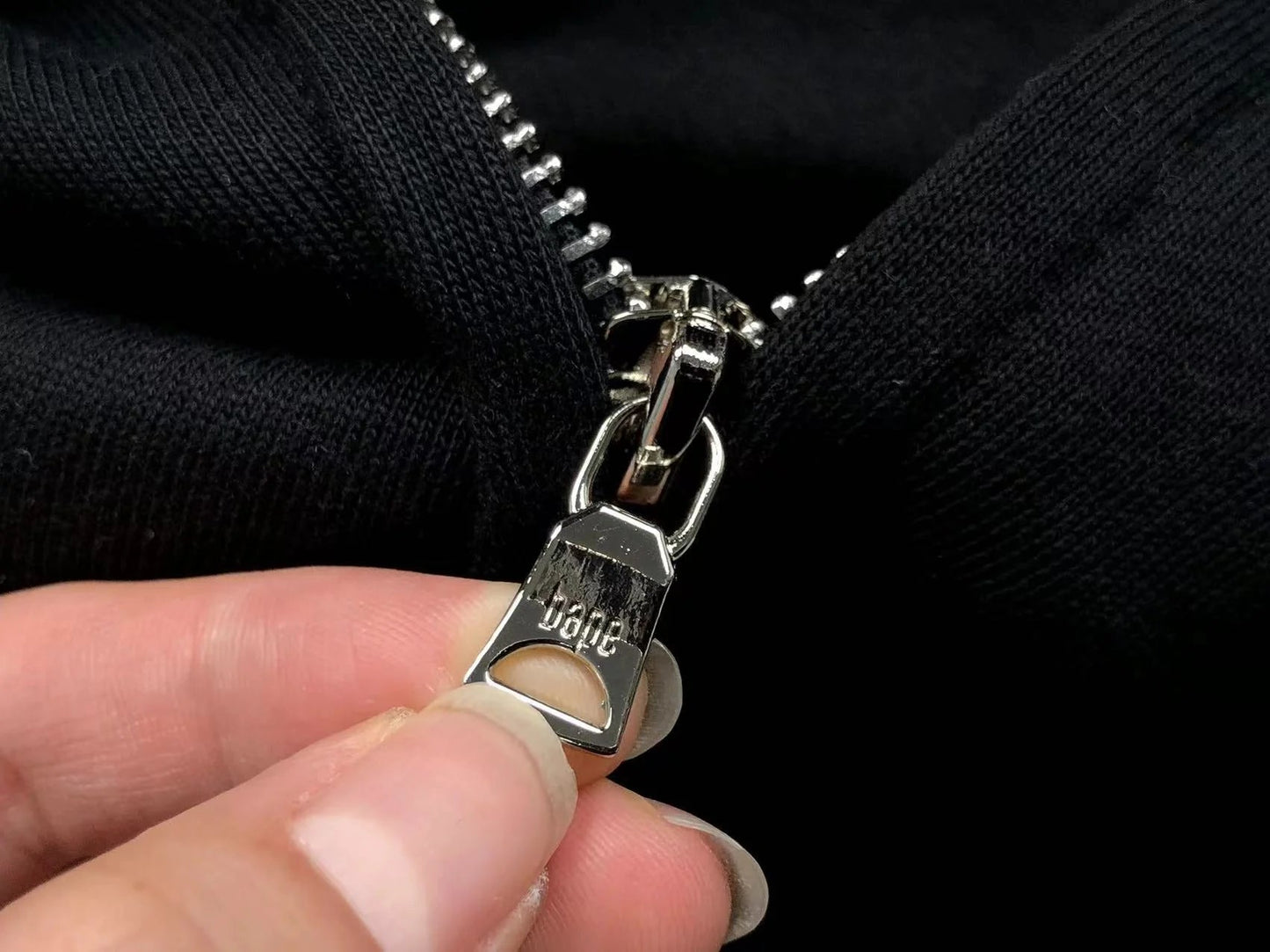 BAPE SHARK FULL ZIP HOODIE BLACK Status Shipping