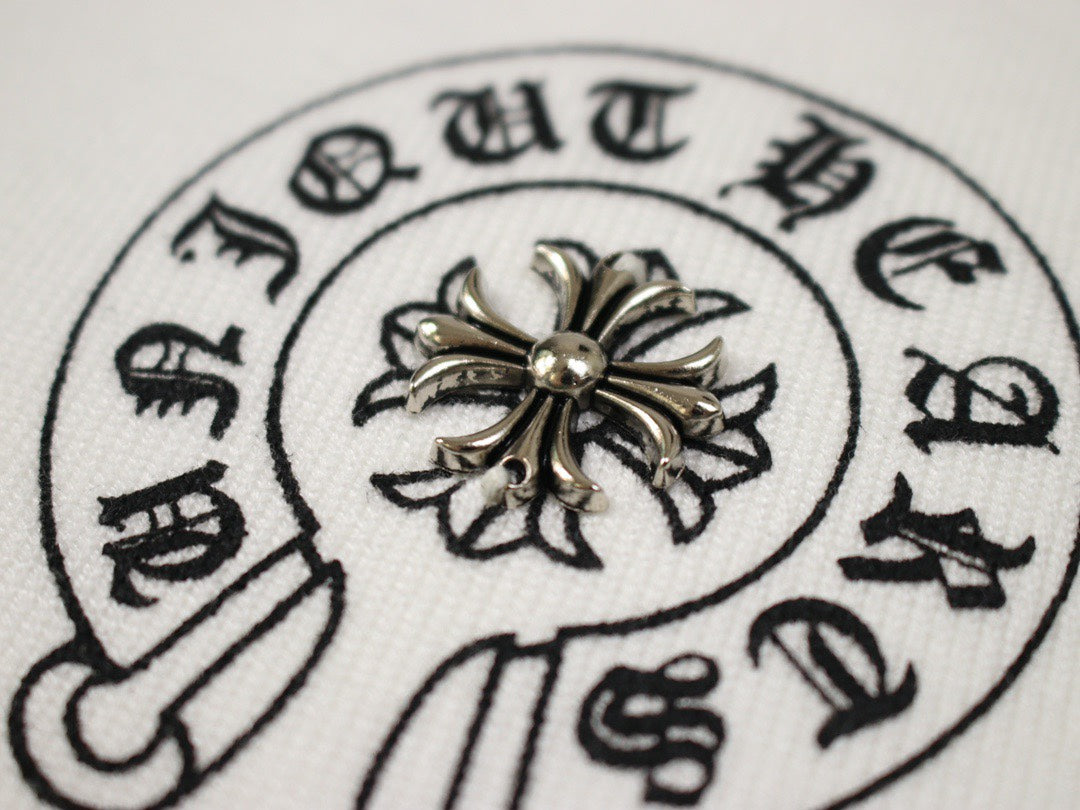 CHROME HEARTS HORSE SHOE LOGO LONGSLEEVE WHITE BLACK Status Shipping