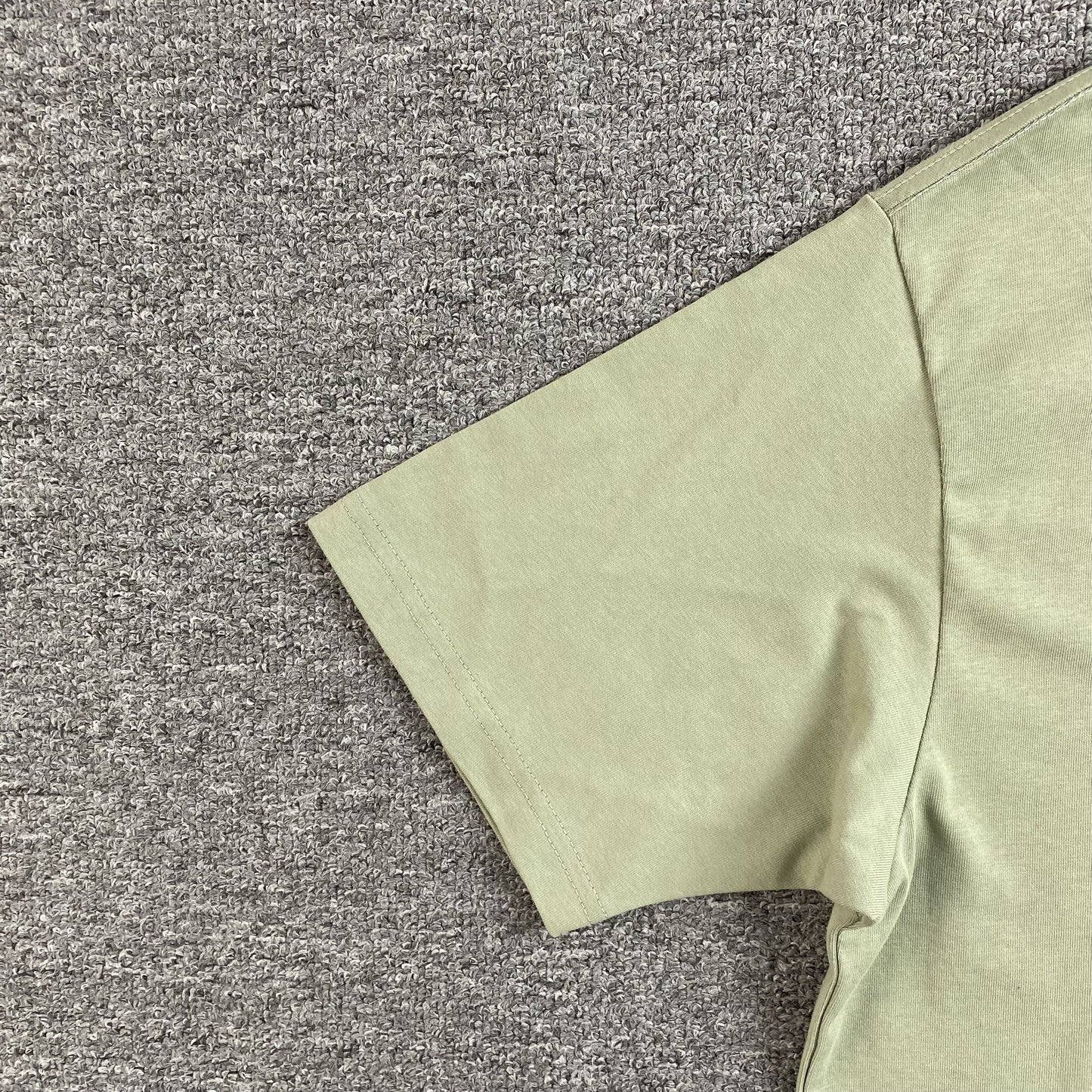 SYNA WORLD T-SHIRT SAGE Status Shipping