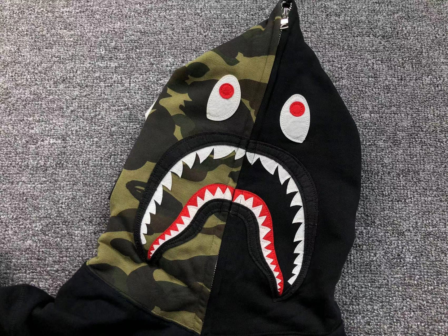 BAPE GREEN CAMO FULL ZIP HOODIE BLACK Status Shipping