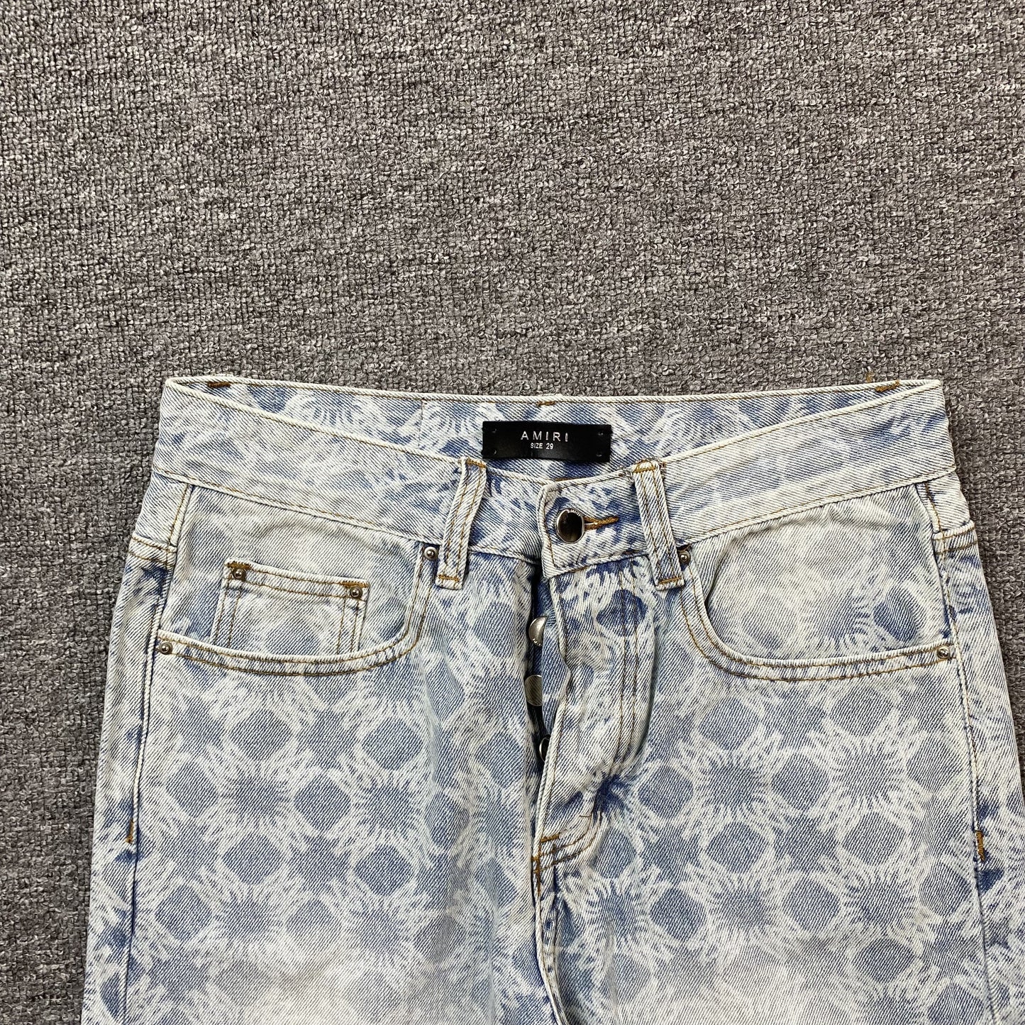 AMIRI QUAD JEANS BLUE Status Shipping