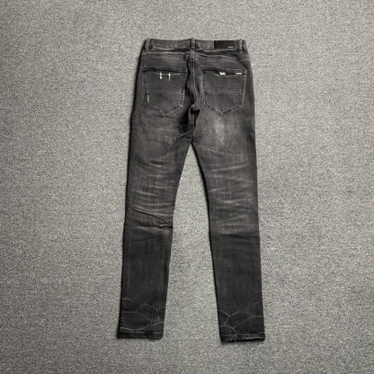 AMIRI SLASH SLIM JEANS Status Shipping