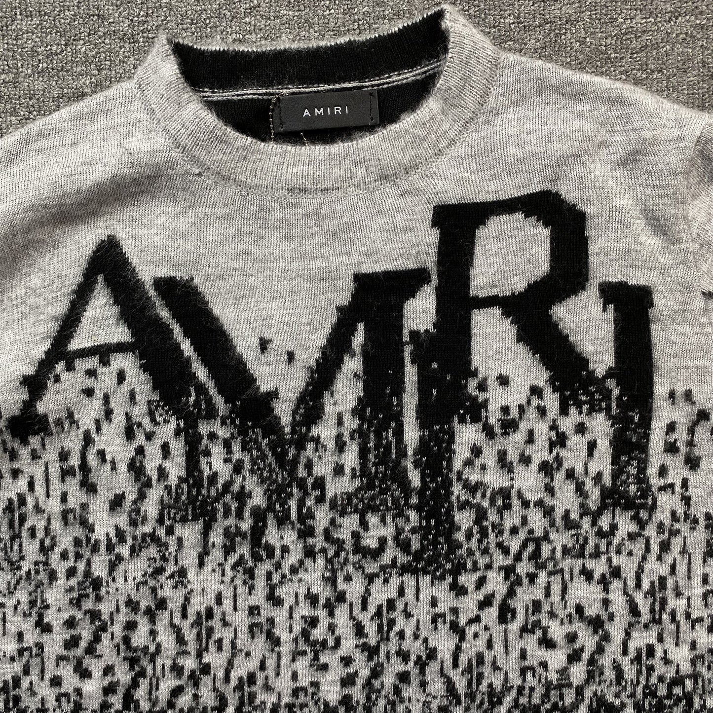 AMIRI STAGGERED GRADIANT CREWNECK GREY Status Shipping