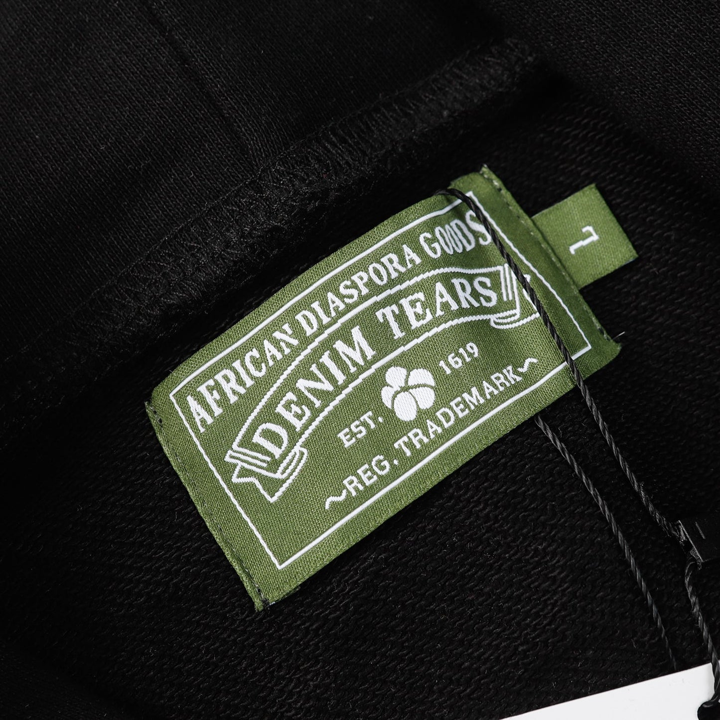 DENIM TEARS COTTON WREATH HOODIE BLACK Status Shipping