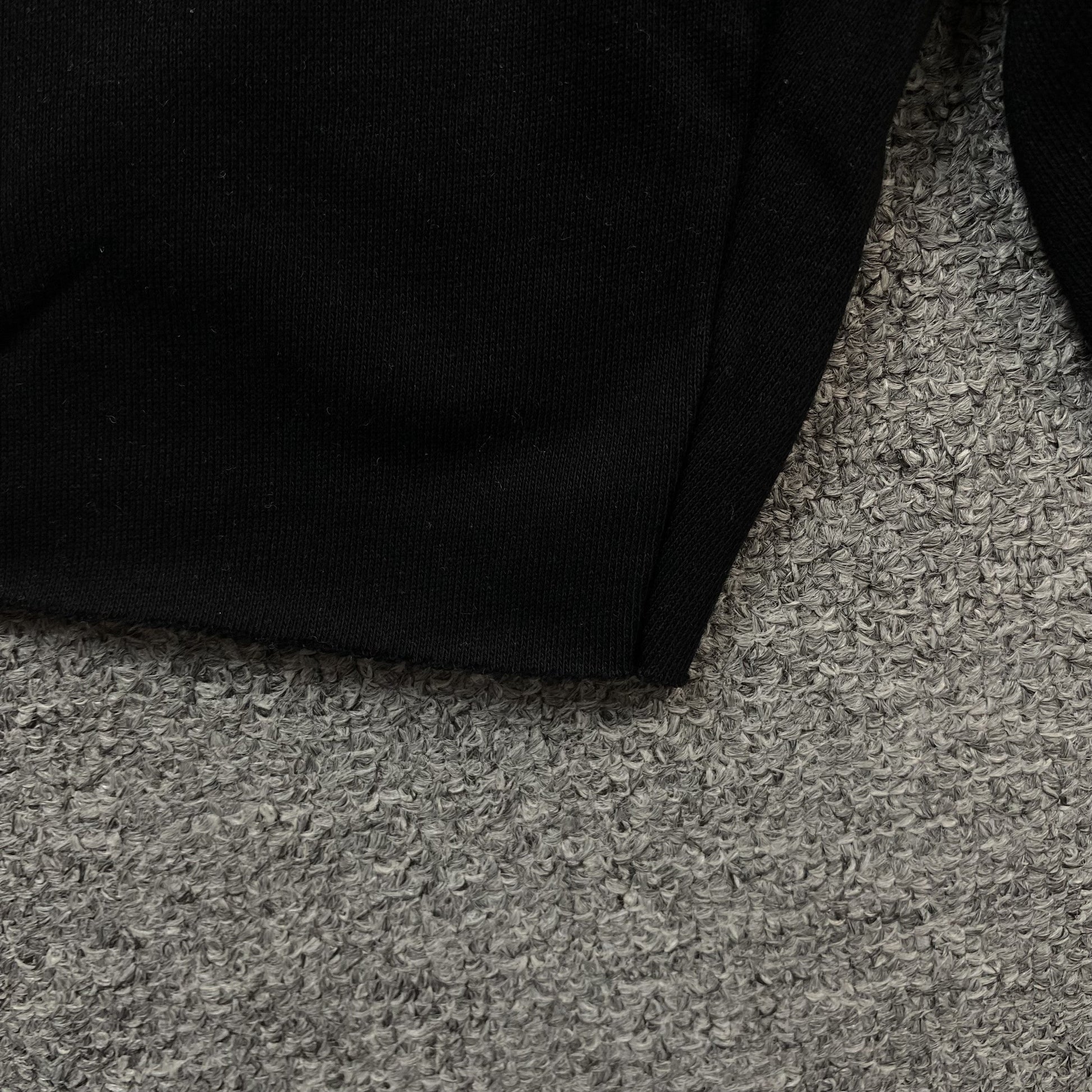 DENIM TEARS COTTON WREATH SHORTS MONOCHROME BLACK Status Shipping