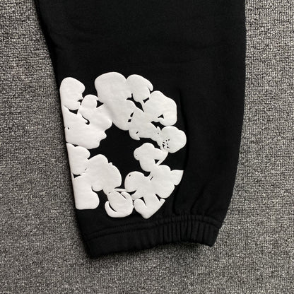 DENIM TEARS COTTON WREATH SWEATPANTS BLACK Status Shipping