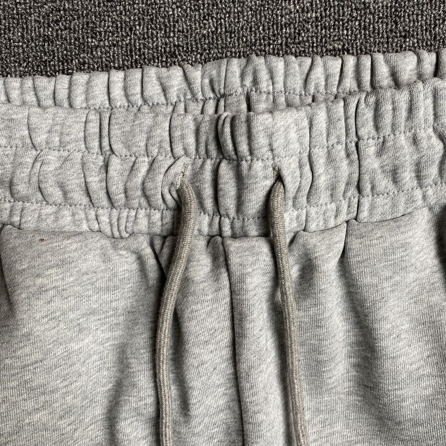 DENIM TEARS COTTON WREATH SWEATPANTS GREY Status Shipping