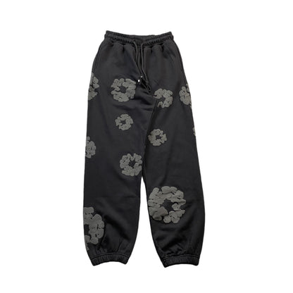 DENIM TEARS COTTON WREATH SWEATPANTS MONOCHROME BLACK Status Shipping
