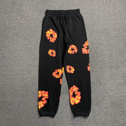 DENIM TEARS x OFFSET WREATH SWEATPANTS BLACK Status Shipping