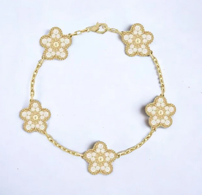 CloverGlow™ Gold-Plated Bracelet Luxesphere