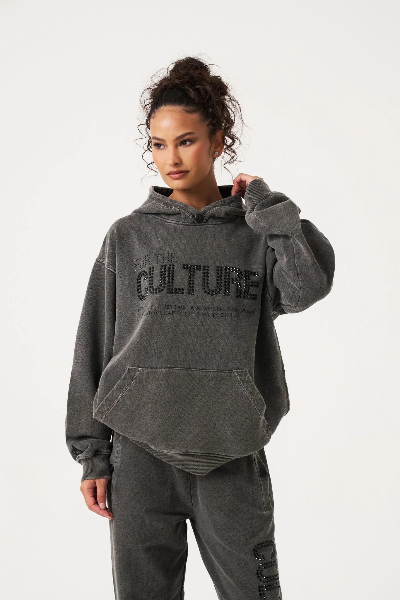 LIMITED EDITION | FOR THE CULTURE HOODIE Calvienne