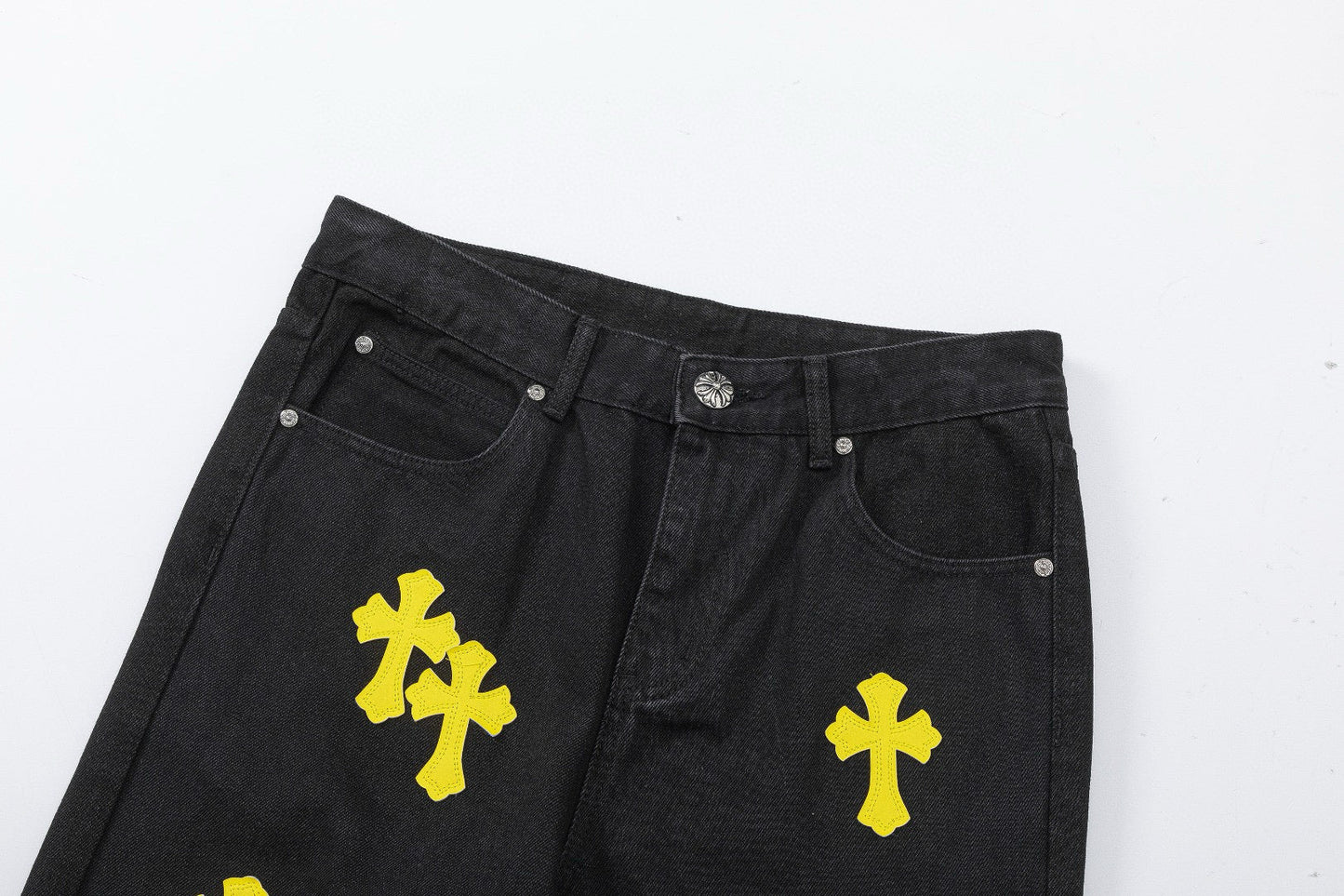 CHROME HEARTS YELLOW CROSS PATCH JEANS BLACK Status Shipping