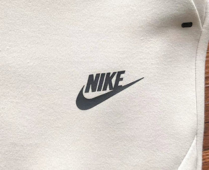 NIKE TECH FLEECE PANTS x CREAMY WHITE My Store
