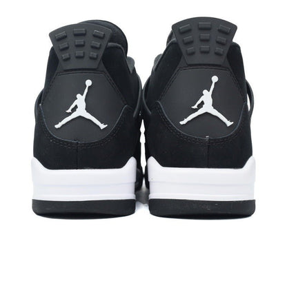 JORDAN 4 RETRO x WHITE THUNDER Versili