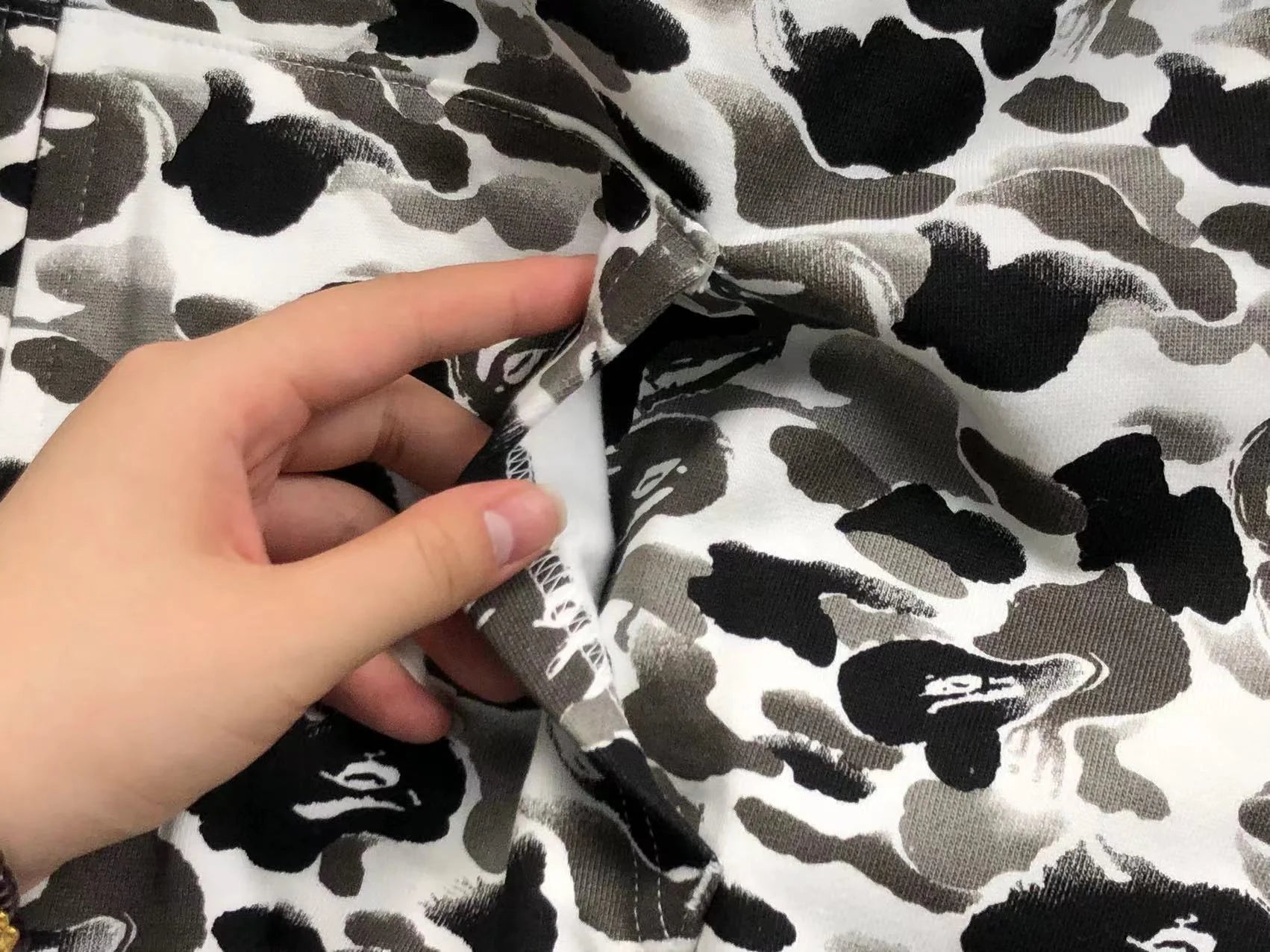 BAPE ABC CAMO SHARK FULL ZIP HOODIE GREY Status Shipping