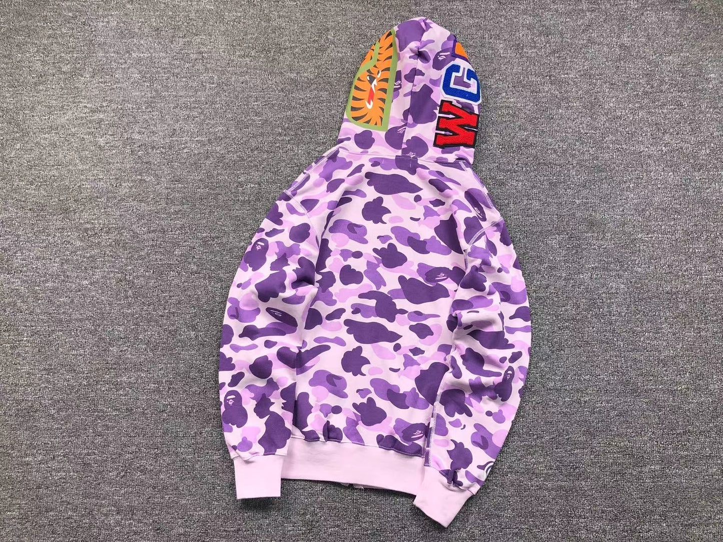 BAPE COLOR CAMO FULL ZIP HOODIE PURPLE Status Shipping