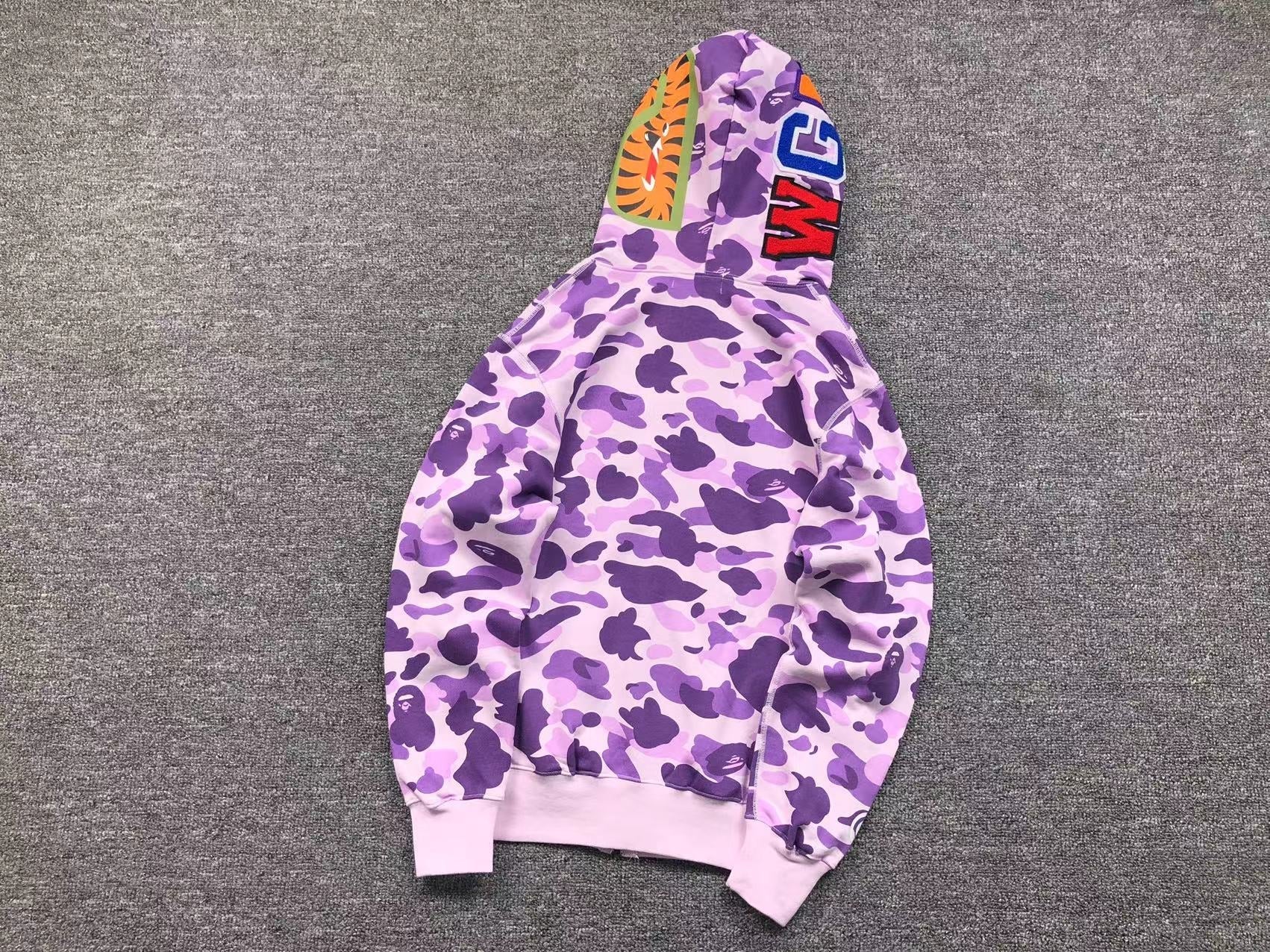 BAPE COLOR CAMO FULL ZIP HOODIE PURPLE Status Shipping