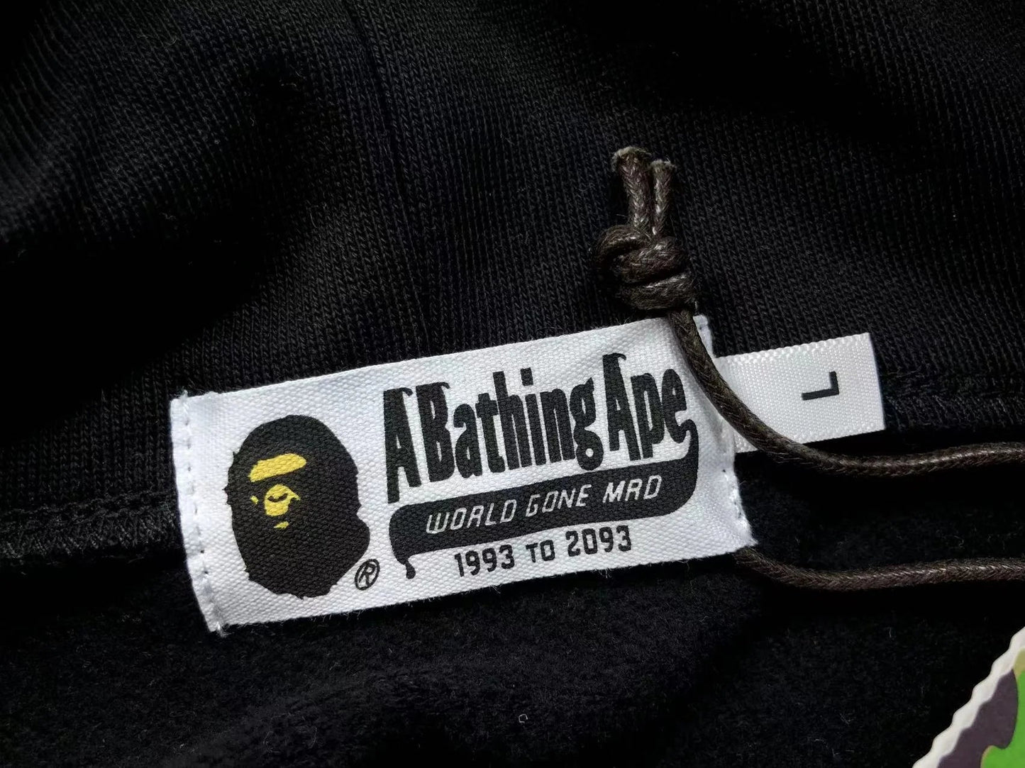 BAPE SHARK FULL ZIP HOODIE BLACK Status Shipping