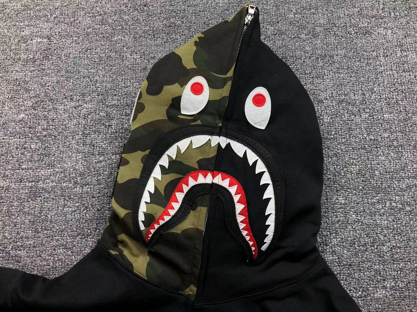 BAPE SHARK FULL ZIP HOODIE BLACK Status Shipping