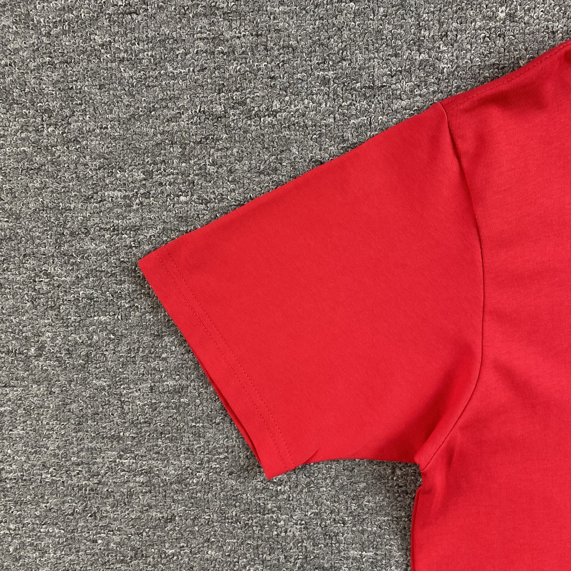 SYNA WORLD T-SHIRT RED Status Shipping