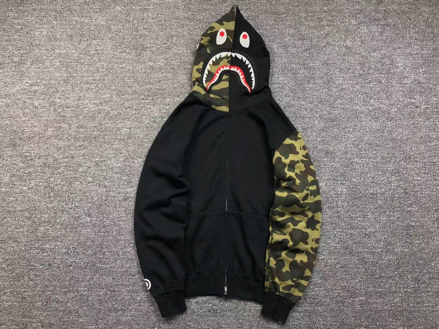 BAPE GREEN CAMO FULL ZIP HOODIE BLACK Status Shipping