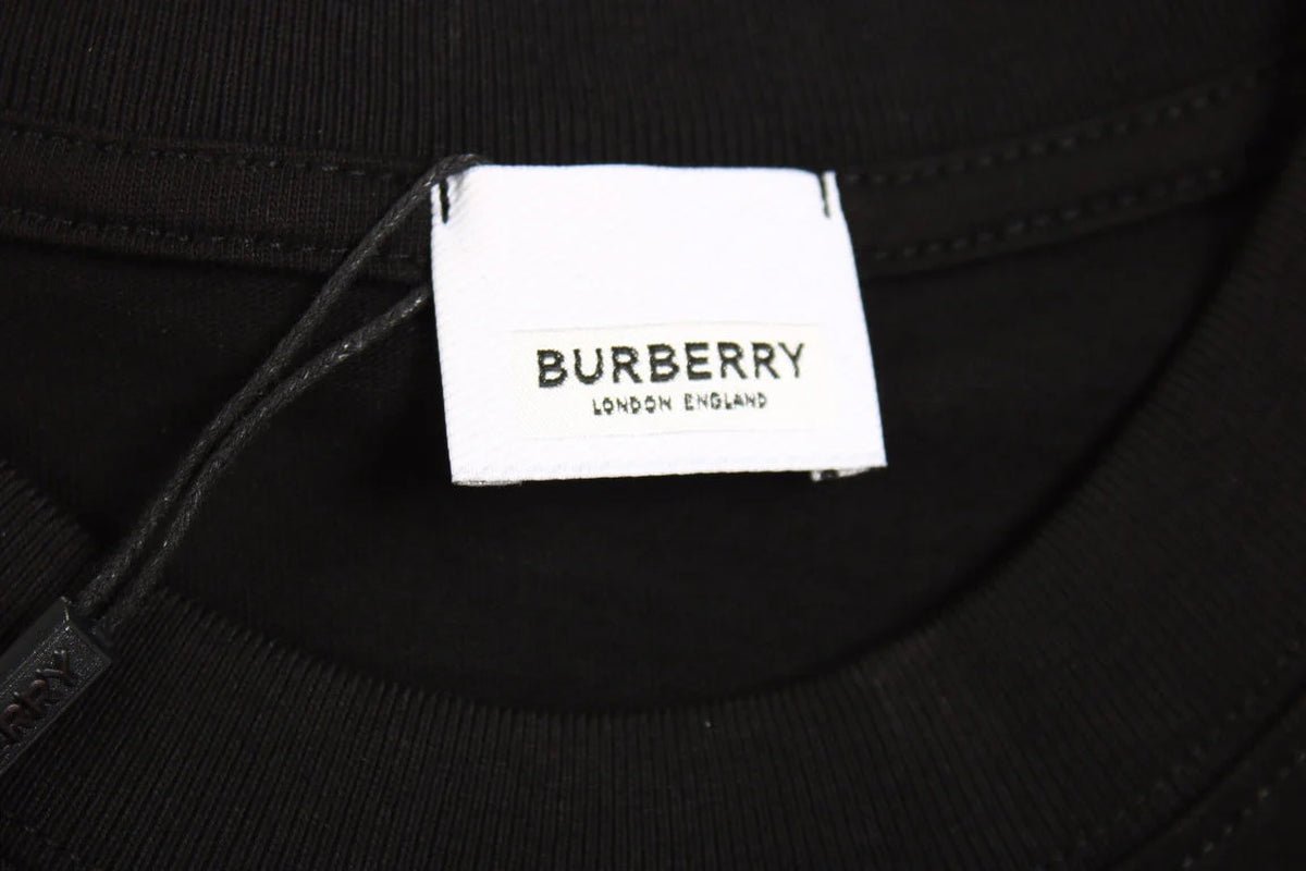 Burberry London England T-Shirt - Black Status Shipping