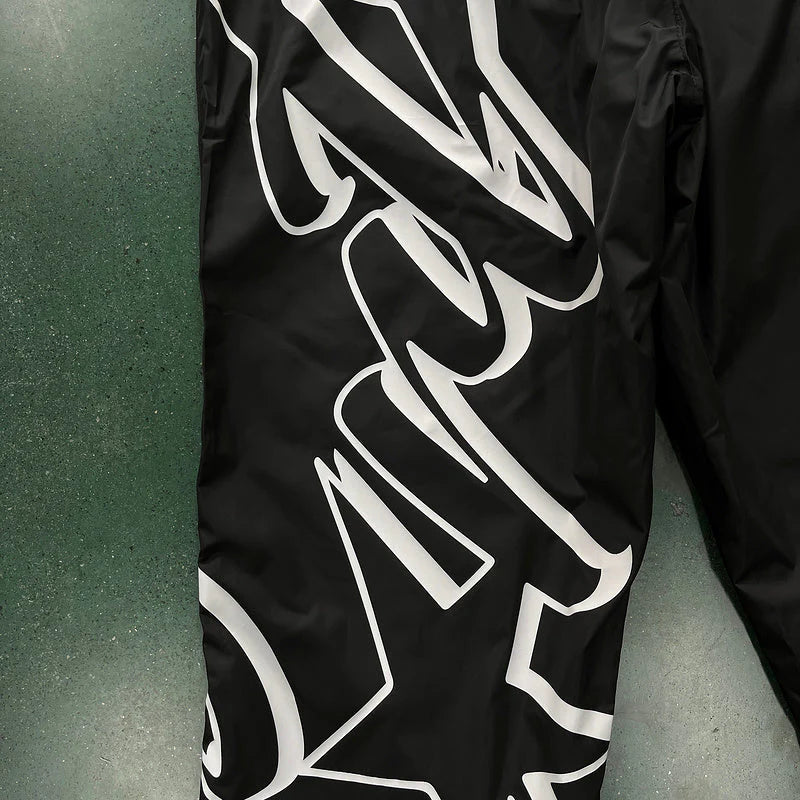 CORTEIZ MEGASHUKU JOGGERS BLACK Status Shipping