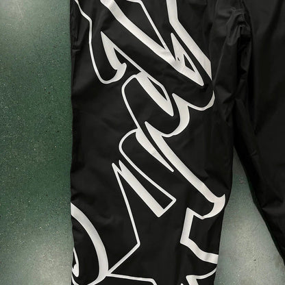 CORTEIZ MEGASHUKU JOGGERS BLACK Status Shipping