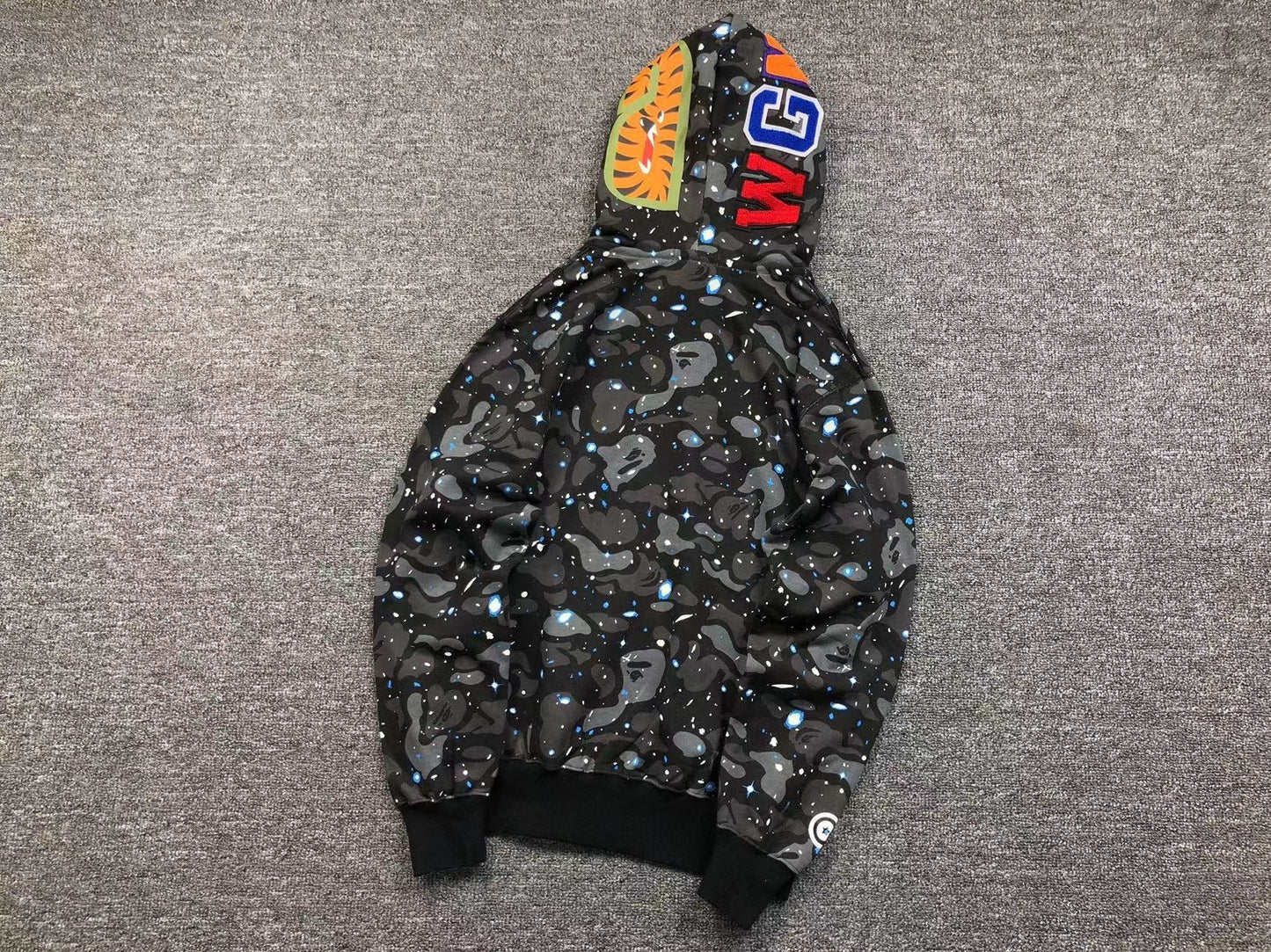 BAPE SPACE CAMO DOUBLE SHARK FULL ZIP HOODIE BLACK Status Shipping