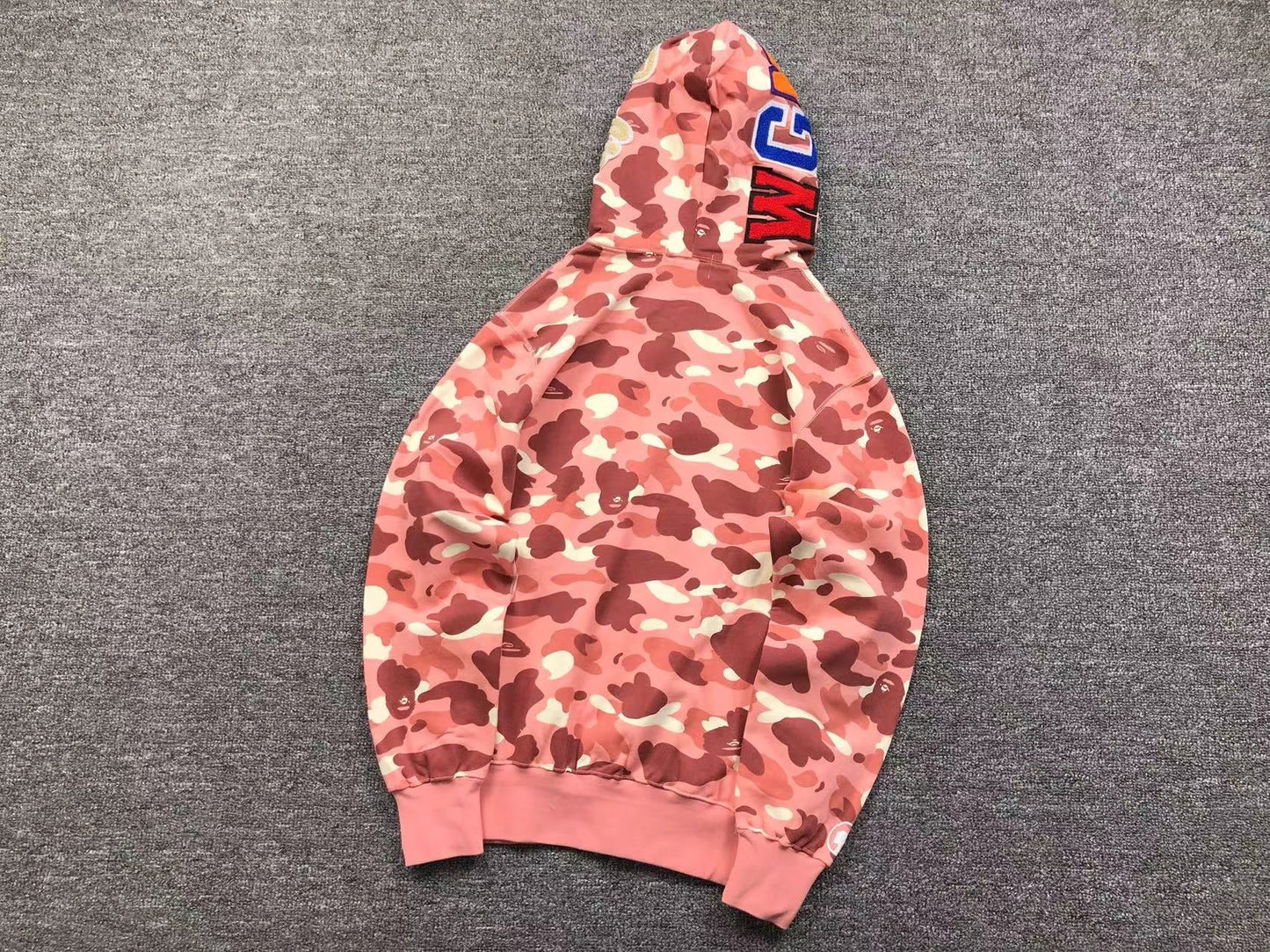BAPE X BARBIE DOT CAMO SHARK FULL ZIP HOODIE PINK Status Shipping