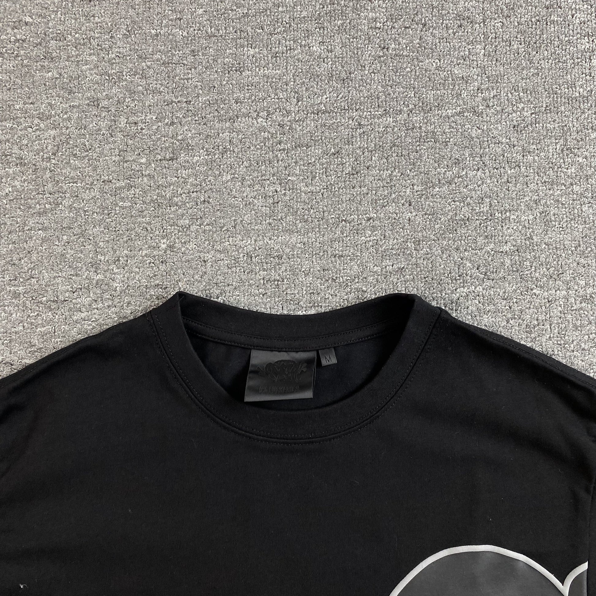 SYNA WORLD T-SHIRT BLACK Status Shipping