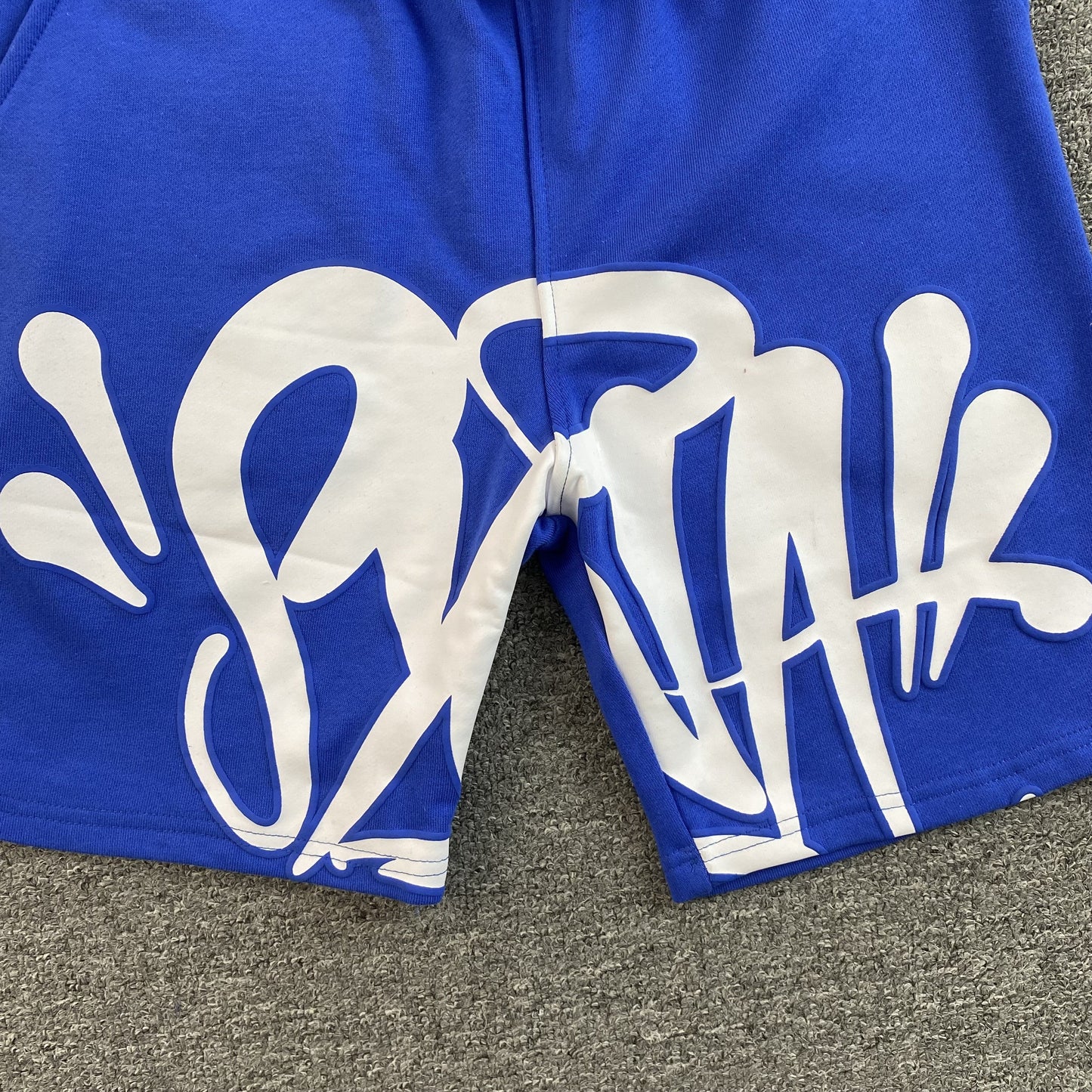 SYNA WORLD SHORTS BLUE Status Shipping