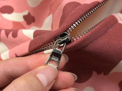 BAPE X BARBIE DOT CAMO SHARK FULL ZIP HOODIE PINK Status Shipping