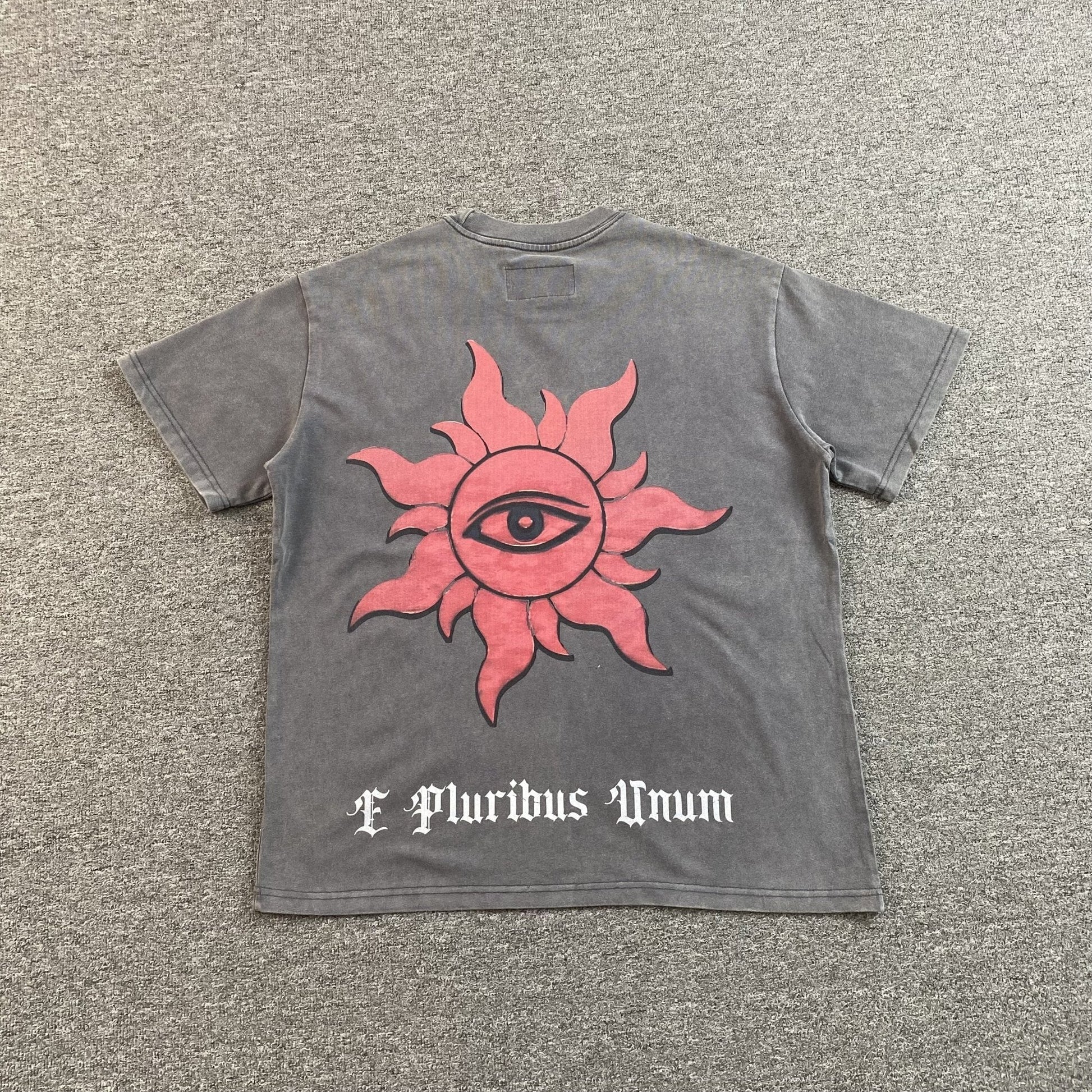 GODSPEED E PLURIBUS UNUM T-SHIRT WASHED GREY Status Shipping