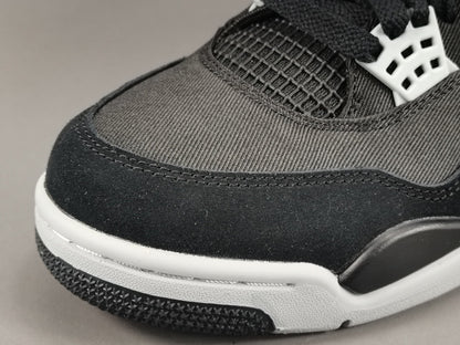 JORDAN 4 x BLACK CANVAS Versili