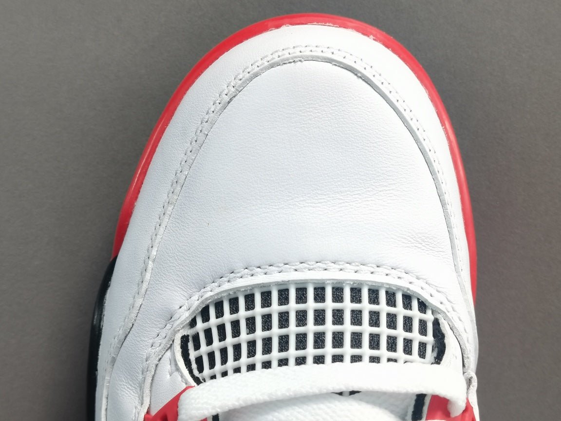 JORDAN 4 x FIRE RED Versili