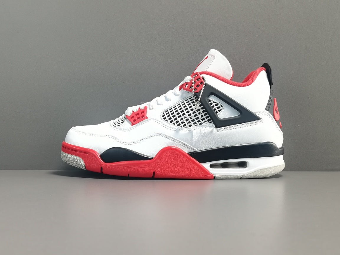 JORDAN 4 x FIRE RED Versili