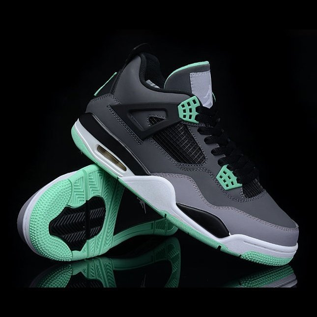 JORDAN 4 x GREEN GLOW Versili