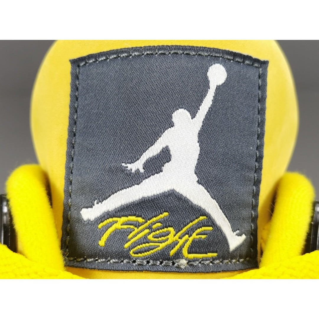 JORDAN 4 x LIGHTNING Versili